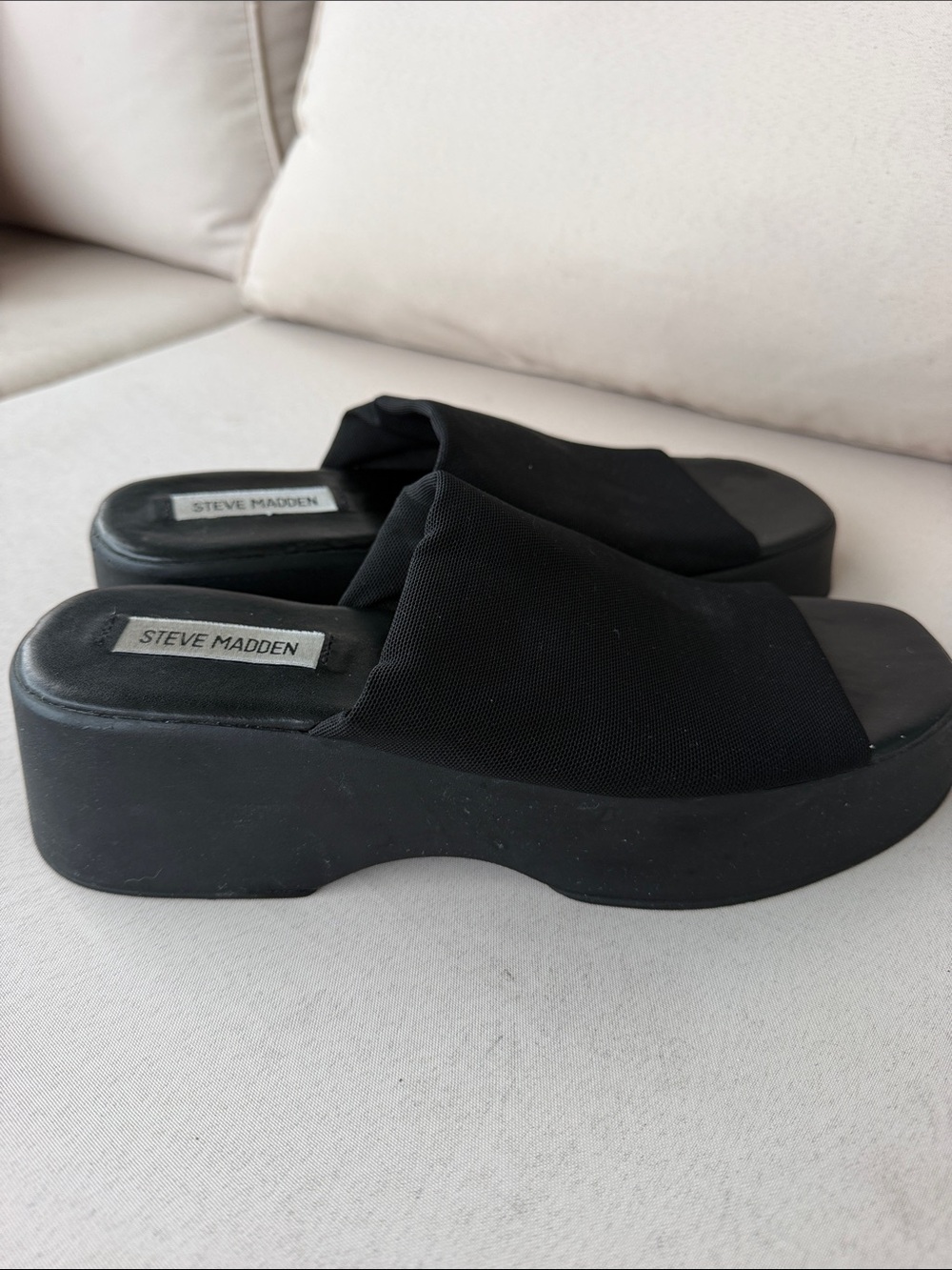 Black Steve Madden Slinky30 Slide Mules